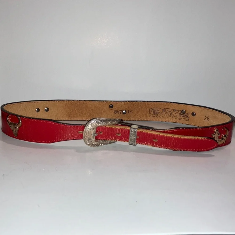 Vintage Red Leather Belt with‎ Silver Buckle and Southwest Desert Animal Brads